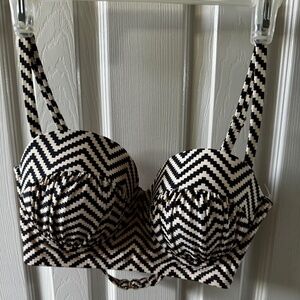 Black and White chevron push-up bikini top